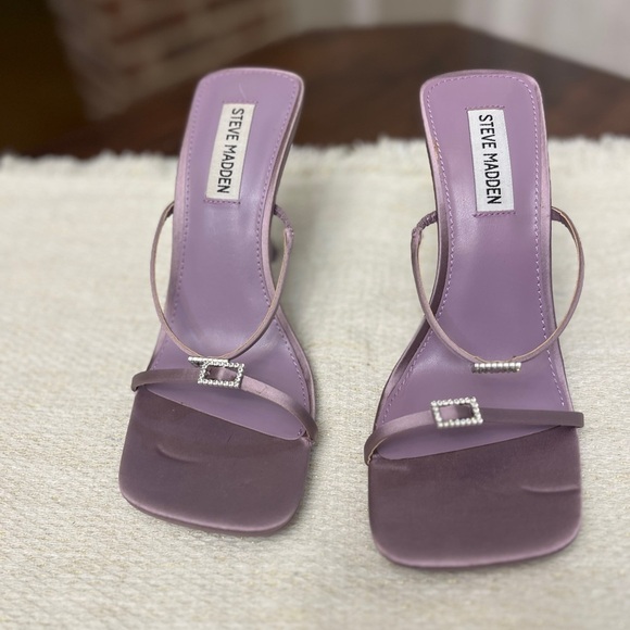 Steve Madden Aislinn Heeled Sandal Size 7 Purple Satin Rhinestone Detail Formal - Picture 3 of 13